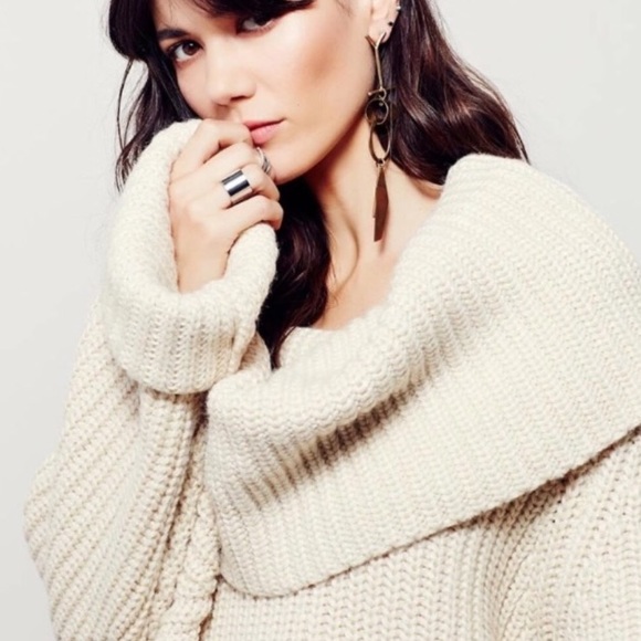 Sweaters - Plush Oversized Sweater TOP Extreme Cowlneck Ivory